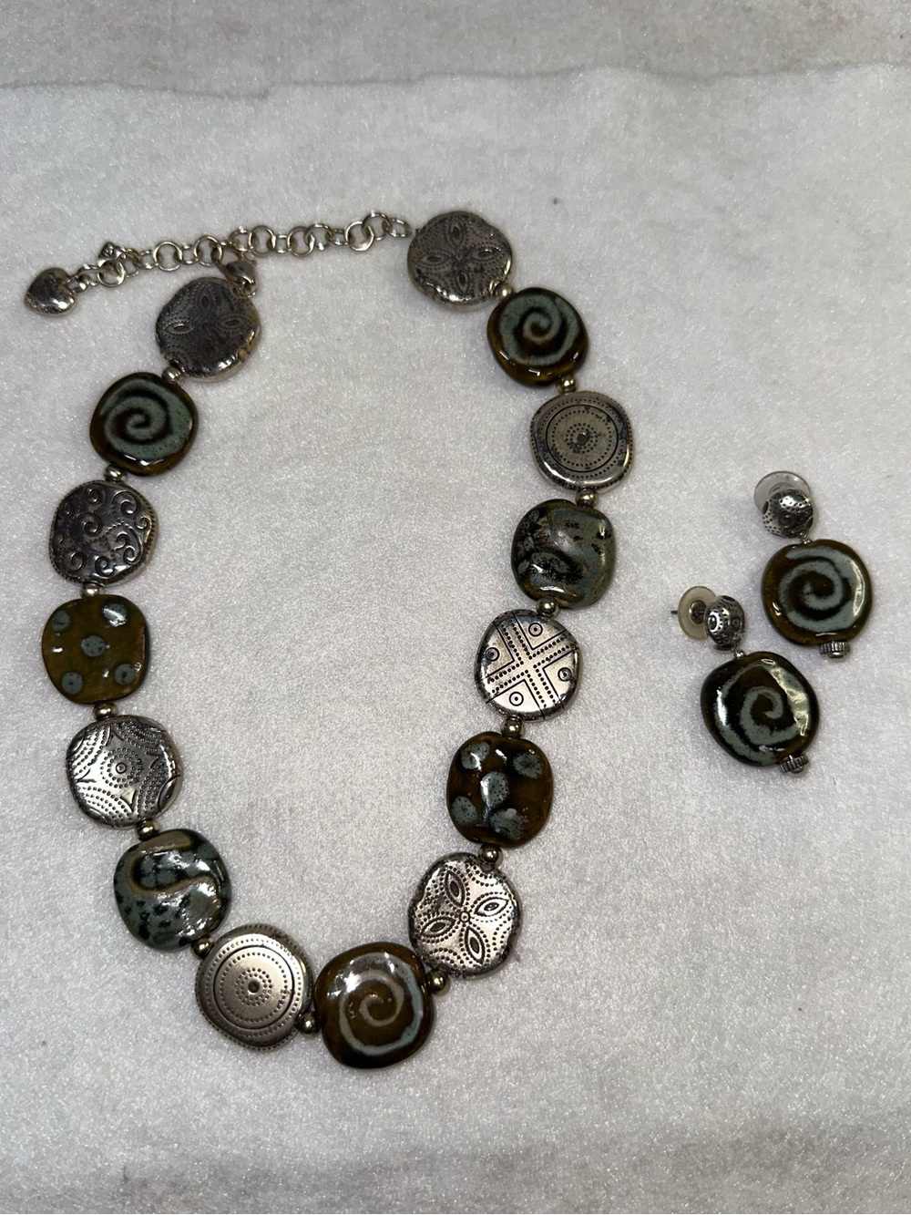 Brighton Kazuri Kenya Hand-Painted Beads Silvertone Disks Necklace & Earrings